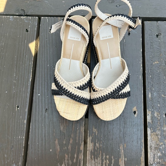 Dolce Vita Tallis wedge with ankle strap NWOT - Picture 3 of 6